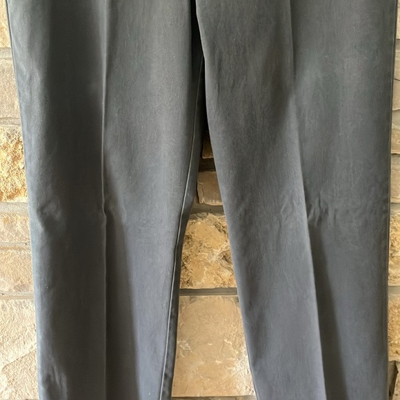 Dockers Gray Easy Khaki Pants Size 32x34 - Picture 5 of 13